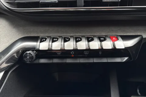 EX71XDC PEUGEOT 3008 1.2 PureTech GT Premium EAT Euro 6 (s/s) 5dr Thumbnail #57