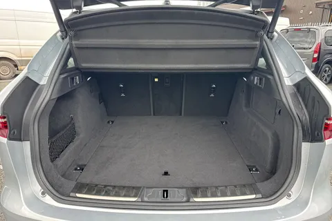 BP72KFA Jaguar F-Pace 2.0 D200 MHEV R-Dynamic S Auto AWD Euro 6 (s/s) 5dr Thumbnail #8