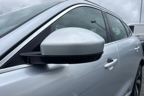 BP72KFA Jaguar F-Pace 2.0 D200 MHEV R-Dynamic S Auto AWD Euro 6 (s/s) 5dr Thumbnail #34