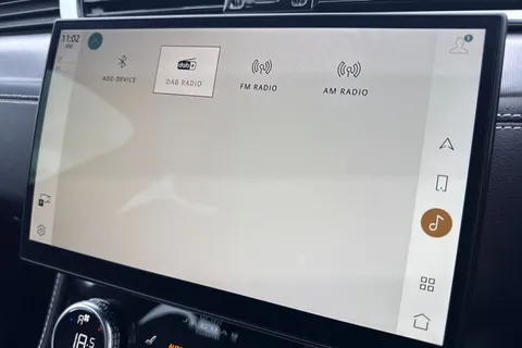 BP72KFA Jaguar F-Pace 2.0 D200 MHEV R-Dynamic S Auto AWD Euro 6 (s/s) 5dr Thumbnail #53