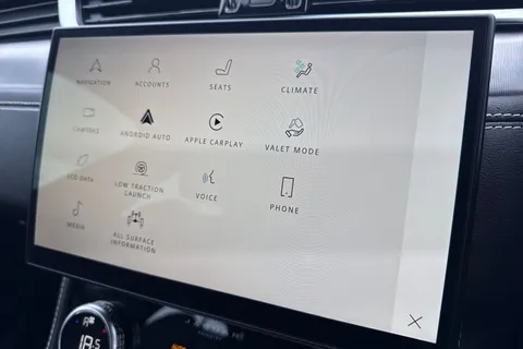 BP72KFA Jaguar F-Pace 2.0 D200 MHEV R-Dynamic S Auto AWD Euro 6 (s/s) 5dr Thumbnail #55