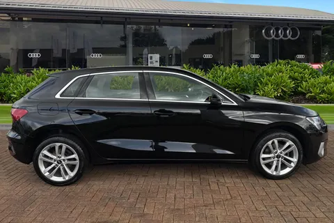 BK23LPO Audi A3 Sportback Sport 30 TFSI  110 PS 6-speed Thumbnail #4