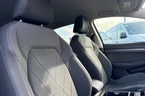 CY23FFS Volkswagen Golf 1.5 TSI 150 Style Edition 5dr Thumbnail #25