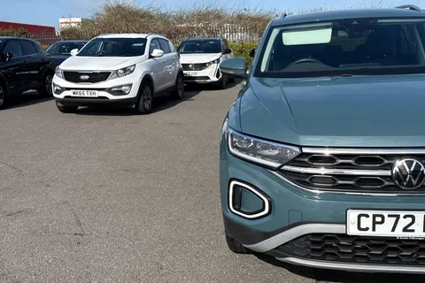 25 of 67 for Volkswagen T-Roc 1.5 TSI Style Euro 6 (s/s) 5dr