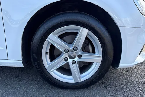 DX68XDN Audi A3 1.6 TDI 30 SE Technik Sportback S Tronic Euro 6 (s/s) 5dr Thumbnail #11