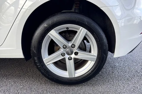 DX68XDN Audi A3 1.6 TDI 30 SE Technik Sportback S Tronic Euro 6 (s/s) 5dr Thumbnail #13