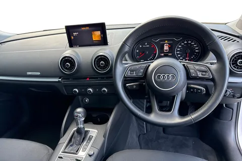 DX68XDN Audi A3 1.6 TDI 30 SE Technik Sportback S Tronic Euro 6 (s/s) 5dr Thumbnail #19