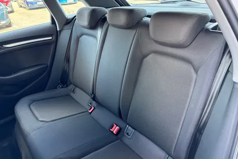 DX68XDN Audi A3 1.6 TDI 30 SE Technik Sportback S Tronic Euro 6 (s/s) 5dr Thumbnail #20