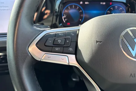 CY23FFS Volkswagen Golf 1.5 TSI 150 Style Edition 5dr Thumbnail #42