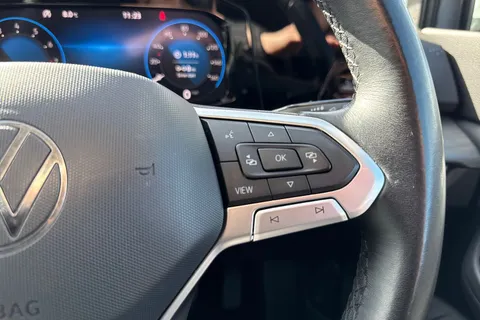 CY23FFS Volkswagen Golf 1.5 TSI 150 Style Edition 5dr Thumbnail #43