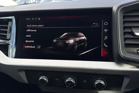 DH23LNG Audi A1 S line 30 TFSI  110 PS 6-speed Thumbnail #30