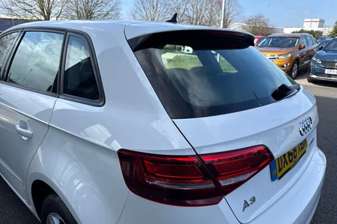 DX68XDN Audi A3 1.6 TDI 30 SE Technik Sportback S Tronic Euro 6 (s/s) 5dr Thumbnail #32