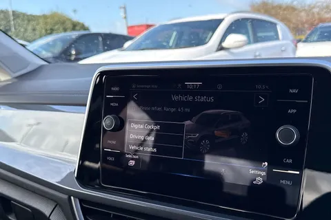 49 of 67 for Volkswagen T-Roc 1.5 TSI Style Euro 6 (s/s) 5dr