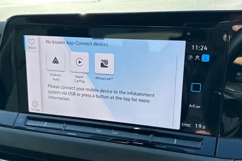 CY23FFS Volkswagen Golf 1.5 TSI 150 Style Edition 5dr Thumbnail #49