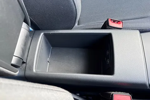 DX68XDN Audi A3 1.6 TDI 30 SE Technik Sportback S Tronic Euro 6 (s/s) 5dr Thumbnail #61