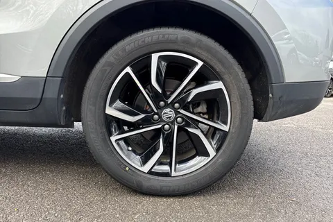 7 of 44 for MG Mg Zs 1.0 T-GDI Exclusive Auto Euro 6 5dr