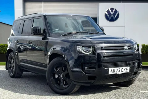 AK23OKE Land Rover Defender 110 2.0 P400e 15.4kWh X-Dynamic SE Auto 4WD Euro 6 (s/s) 5dr Thumbnail #2