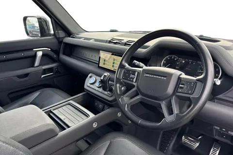 AK23OKE Land Rover Defender 110 2.0 P400e 15.4kWh X-Dynamic SE Auto 4WD Euro 6 (s/s) 5dr Thumbnail #15