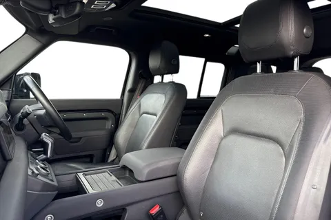 AK23OKE Land Rover Defender 110 2.0 P400e 15.4kWh X-Dynamic SE Auto 4WD Euro 6 (s/s) 5dr Thumbnail #17