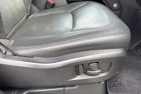 AK23OKE Land Rover Defender 110 2.0 P400e 15.4kWh X-Dynamic SE Auto 4WD Euro 6 (s/s) 5dr Thumbnail #41