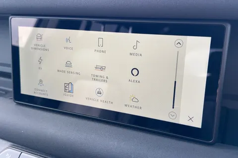 AK23OKE Land Rover Defender 110 2.0 P400e 15.4kWh X-Dynamic SE Auto 4WD Euro 6 (s/s) 5dr Thumbnail #60