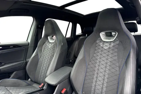 DA25PDU Volkswagen Tiguan 1.5 TSI 272 eHybrid R-Line 5dr DSG Thumbnail #17