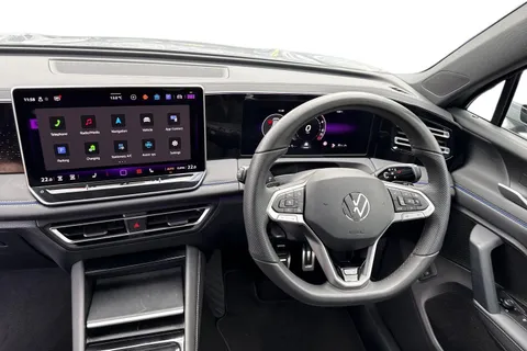 DA25PDU Volkswagen Tiguan 1.5 TSI 272 eHybrid R-Line 5dr DSG Thumbnail #19