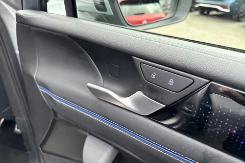 DA25PDU Volkswagen Tiguan 1.5 TSI 272 eHybrid R-Line 5dr DSG Thumbnail #22