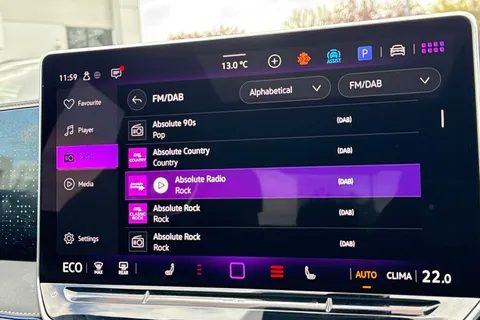 DA25PDU Volkswagen Tiguan 1.5 TSI 272 eHybrid R-Line 5dr DSG Thumbnail #29