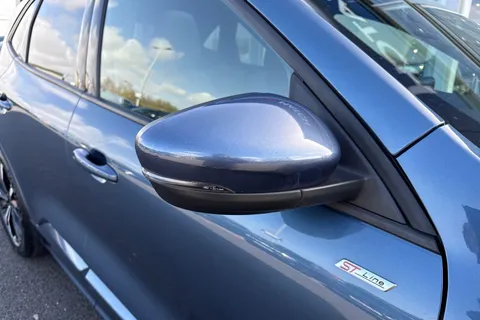 MH72AVE Ford Kuga 2.5h Duratec ST-Line X Edition CVT Euro 6 (s/s) 5dr Thumbnail #37