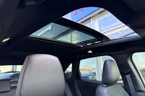 MH72AVE Ford Kuga 2.5h Duratec ST-Line X Edition CVT Euro 6 (s/s) 5dr Thumbnail #38