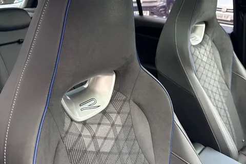 DA25PDU Volkswagen Tiguan 1.5 TSI 272 eHybrid R-Line 5dr DSG Thumbnail #41