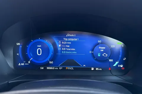 MH72AVE Ford Kuga 2.5h Duratec ST-Line X Edition CVT Euro 6 (s/s) 5dr Thumbnail #42