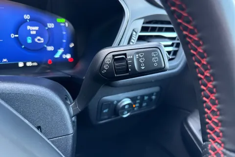 MH72AVE Ford Kuga 2.5h Duratec ST-Line X Edition CVT Euro 6 (s/s) 5dr Thumbnail #46