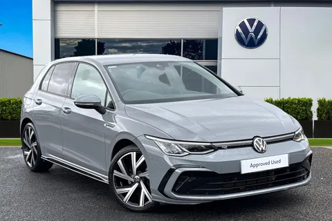 MM72KNU Volkswagen Golf 1.5 TSI R-Line 5dr **18' BERGAMO ALLOYS** Thumbnail #2