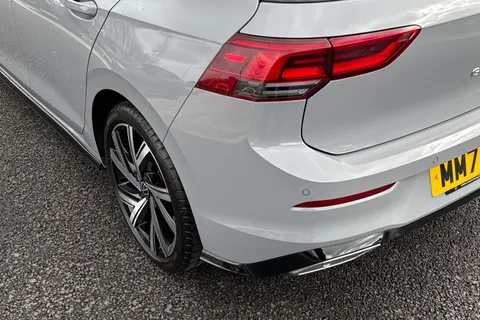 MM72KNU Volkswagen Golf 1.5 TSI R-Line 5dr **18' BERGAMO ALLOYS** Thumbnail #8