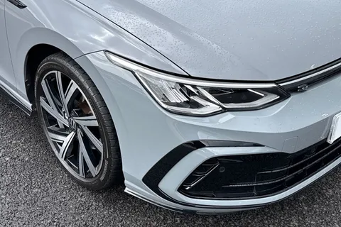 MM72KNU Volkswagen Golf 1.5 TSI R-Line 5dr **18' BERGAMO ALLOYS** Thumbnail #9