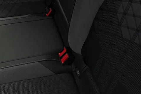 MM72KNU Volkswagen Golf 1.5 TSI R-Line 5dr **18' BERGAMO ALLOYS** Thumbnail #33