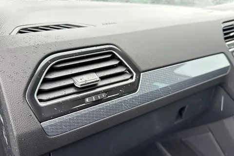 29 of 44 for VOLKSWAGEN TIGUAN LIFE TSI PHEV S-A