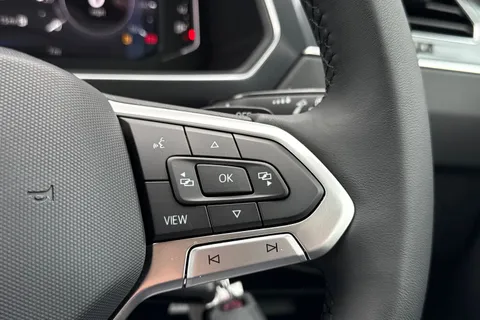 31 of 44 for VOLKSWAGEN TIGUAN LIFE TSI PHEV S-A