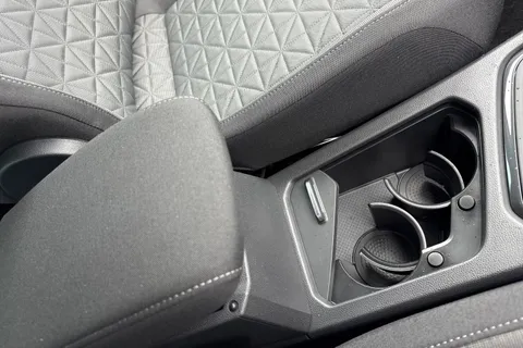 35 of 44 for VOLKSWAGEN TIGUAN LIFE TSI PHEV S-A