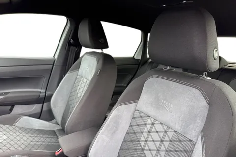 MK24NCX Volkswagen Polo 1.0 TSI R-Line 5dr **17' BERGAMO ALLOYS, HEATED SEATS, BLACK STYLE PACK** Thumbnail #17