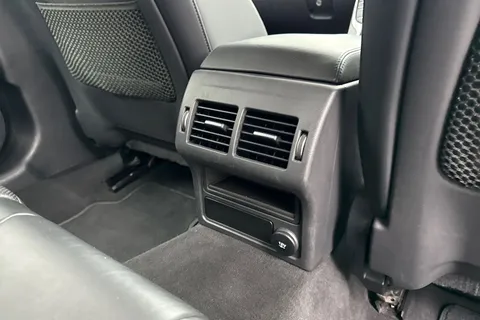 30 of 39 for Jaguar XF 2.0d Portfolio Sportbrake Euro 6 (s/s) 5dr