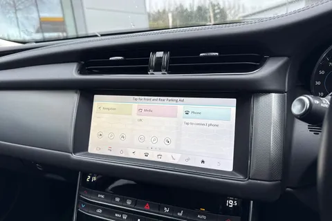 34 of 39 for Jaguar XF 2.0d Portfolio Sportbrake Euro 6 (s/s) 5dr