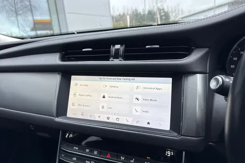 35 of 39 for Jaguar XF 2.0d Portfolio Sportbrake Euro 6 (s/s) 5dr