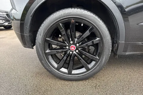 OW19GWM Jaguar E-Pace 2.0 D180 R-Dynamic HSE Auto AWD Euro 6 (s/s) 5dr Thumbnail #12