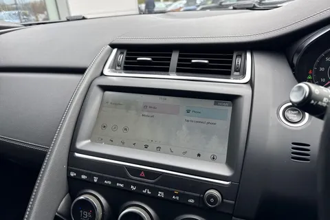 OW19GWM Jaguar E-Pace 2.0 D180 R-Dynamic HSE Auto AWD Euro 6 (s/s) 5dr Thumbnail #36