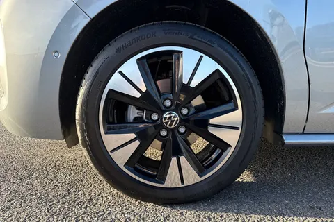 12 of 62 for Volkswagen California Ocean T7 SWB 150PS 2.0 TDi DSG - 19' Alloys / Tow Pack