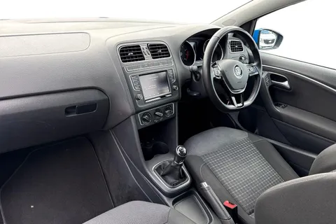 15 of 61 for Volkswagen Polo 1.2 TSI BlueMotion Tech Match Euro 6 (s/s) 3dr