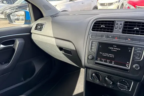 17 of 61 for Volkswagen Polo 1.2 TSI BlueMotion Tech Match Euro 6 (s/s) 3dr